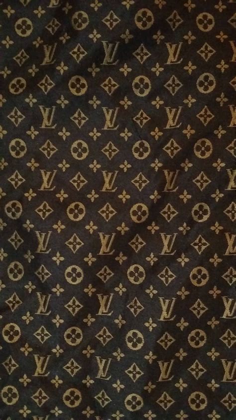 louis vuitton faux material.